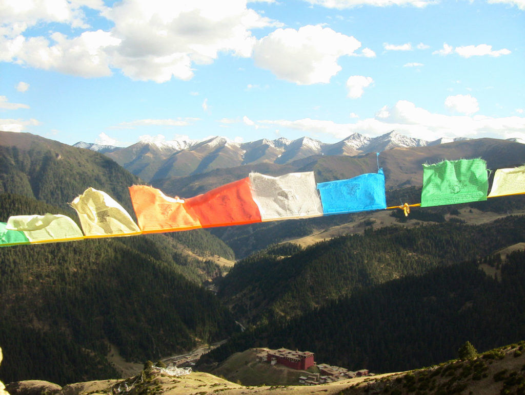 PRAYER-FLAGS-OVER-PELPUNG-MONASTERY